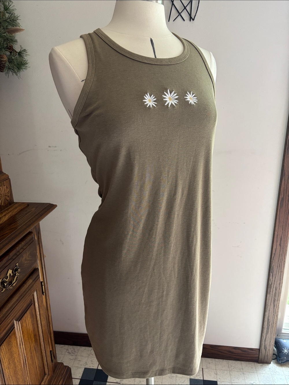 SO Olive Tank Midi Dress with White Daisy Appliqués